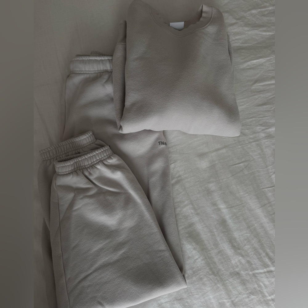 Aritzia sweat set